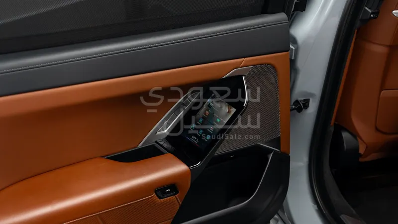 2023 BMW 7 Series 740i