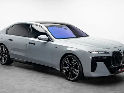 2023 BMW 7 Series 740i