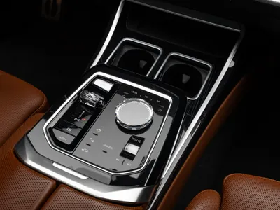 2023 BMW 7 Series 740i