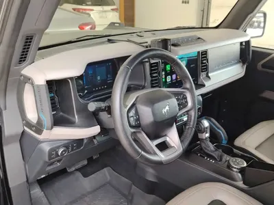 2022 Ford Bronco wild trak
