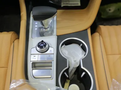 2025 Genesis G 70