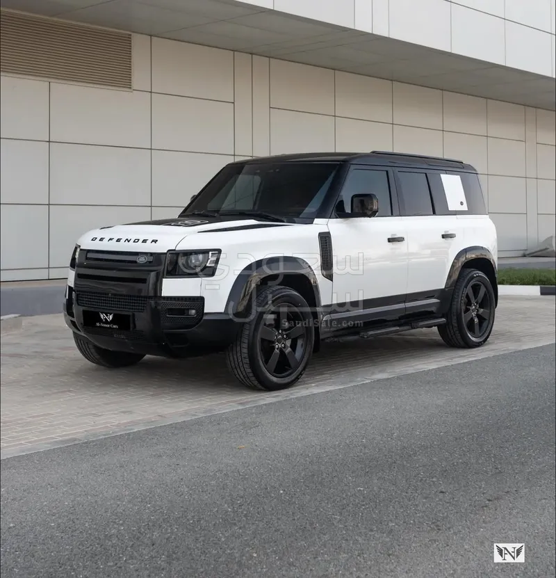 2020 Land Rover Defender First Edition