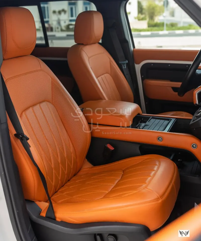 2020 Land Rover Defender First Edition