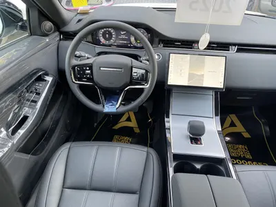 2025 Land Rover Range Rover Evoque