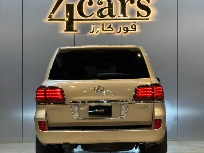 2009 لكزس إل إكس 570