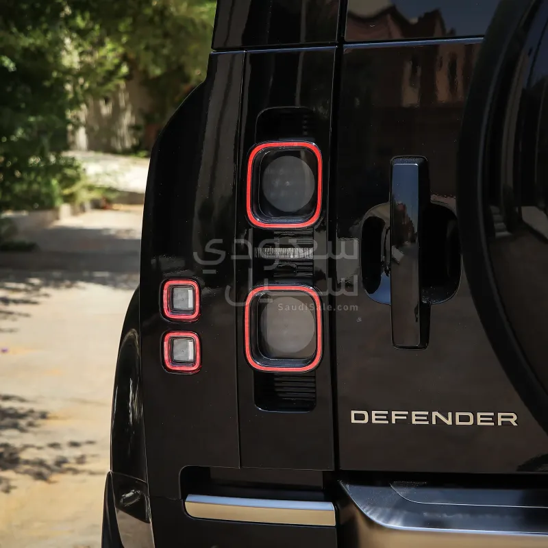 2024 Land Rover Defender X