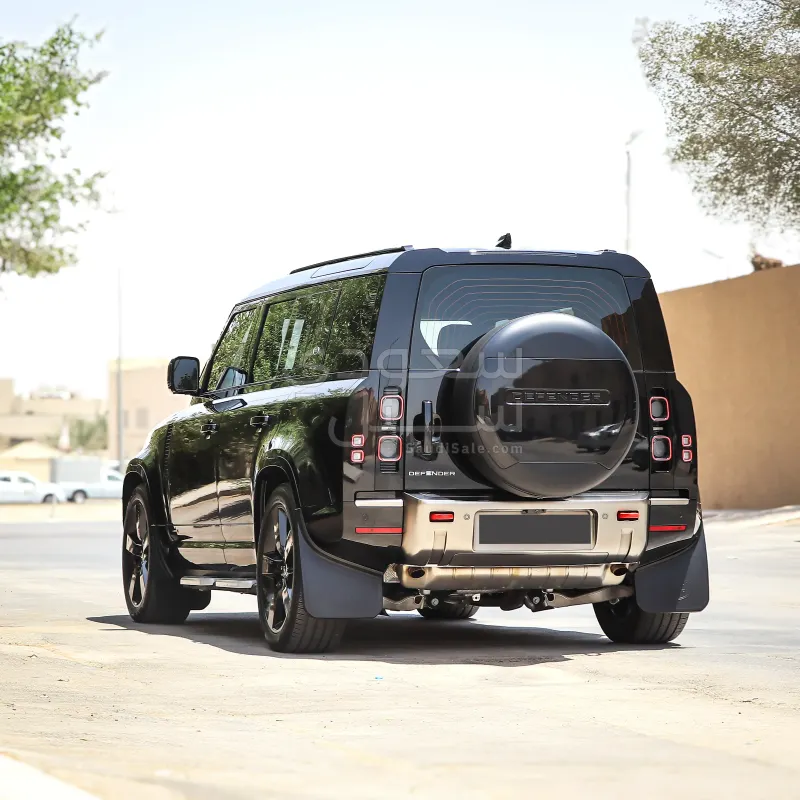 2024 Land Rover Defender X