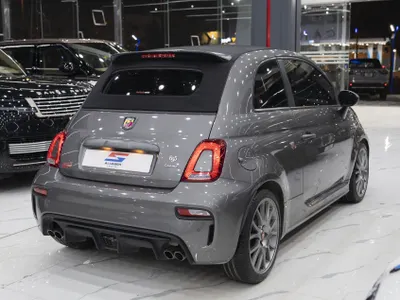 2023 فيات ابارث 695 توريزمو
