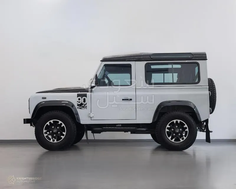2016 Land Rover Defender 90