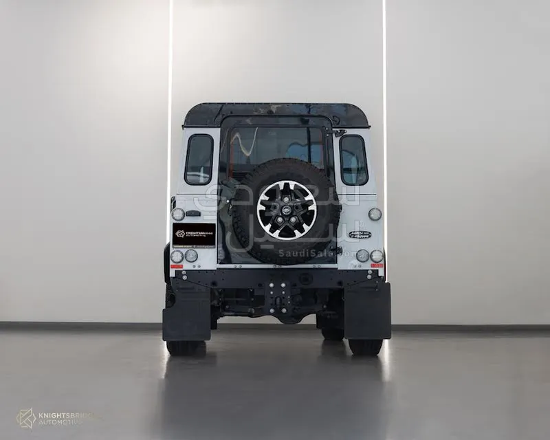 2016 Land Rover Defender 90