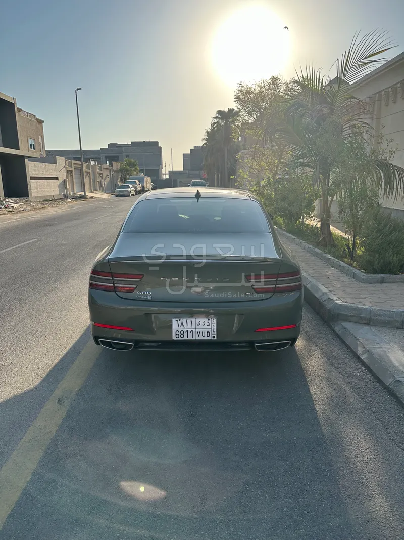 2021 Genesis G 80
