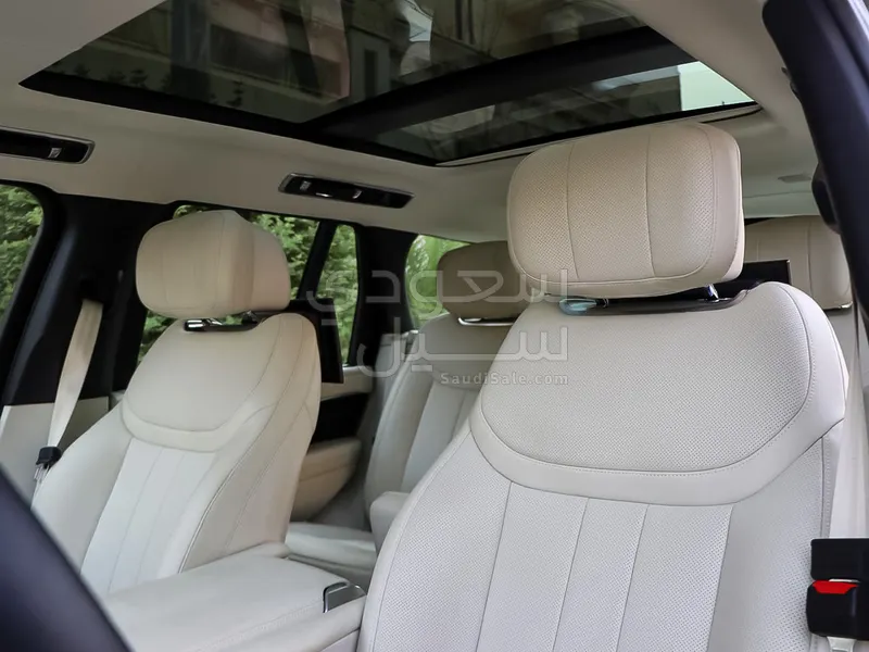2022 Land Rover Range Rover First Edition