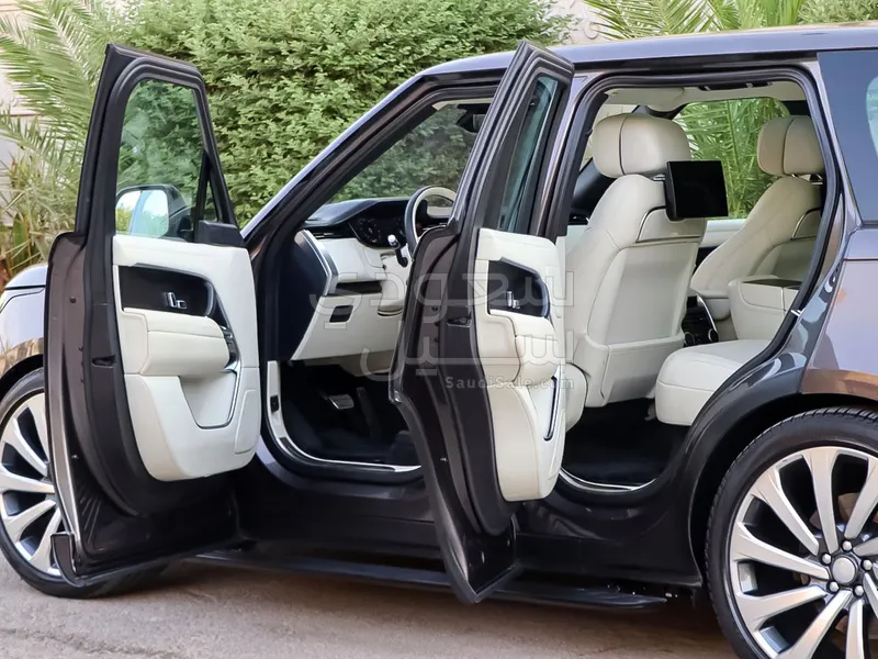 2022 Land Rover Range Rover First Edition