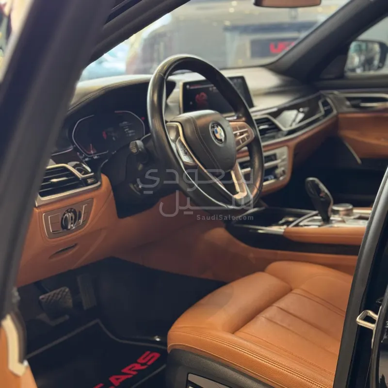 2021 BMW 7 Series 730Li Individual