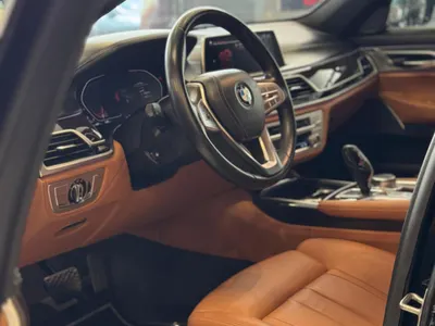 2021 BMW 7 Series 730Li Individual