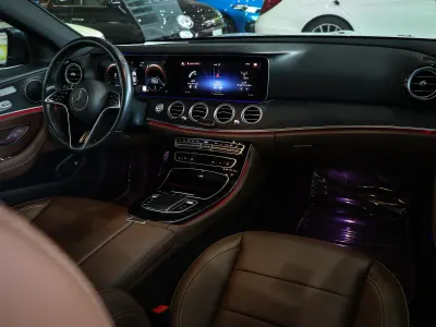 2021 مرسيدس - بنز إي 300