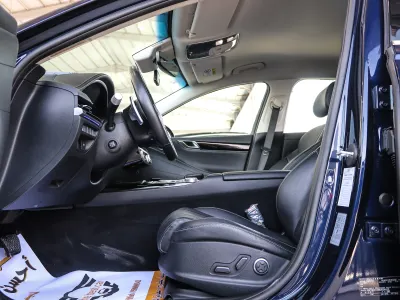 2021 Genesis G 80
