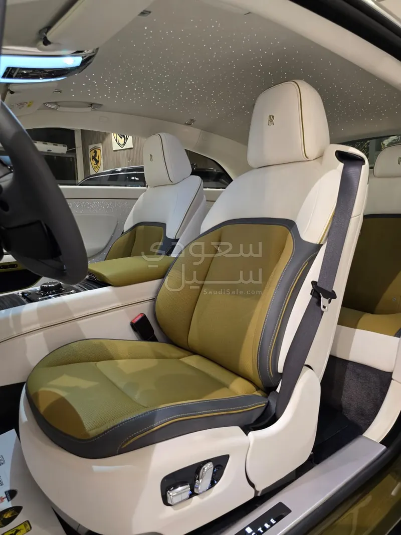 2024 رولز رويس سبيكتر