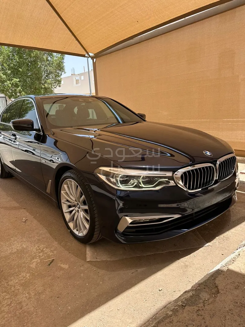 2018 BMW 5 Series 540i