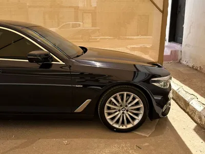 2018 BMW 5 Series 540i