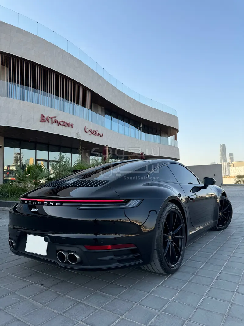 2024 Porsche 911 Carrera 4S