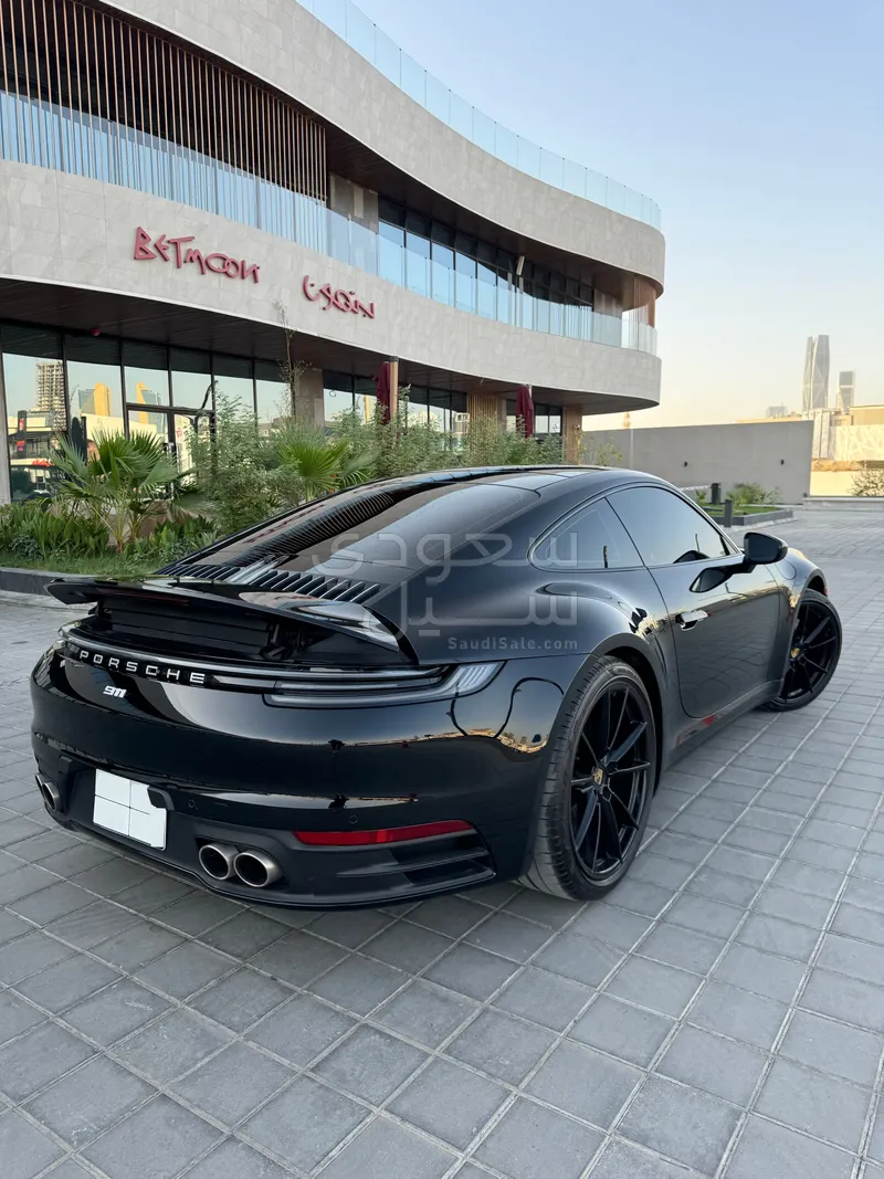 2024 Porsche 911 Carrera 4S