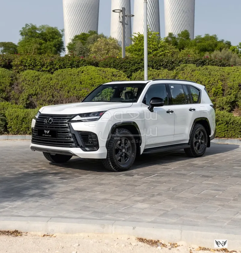 2025 Lexus LX 600