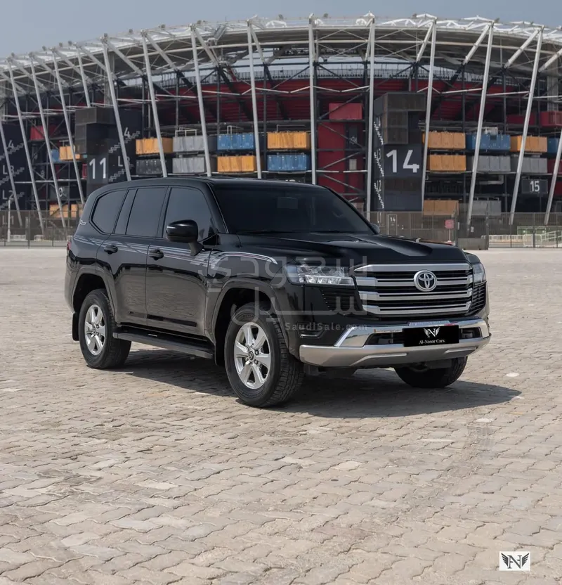 2022 Toyota Land Cruiser GXR