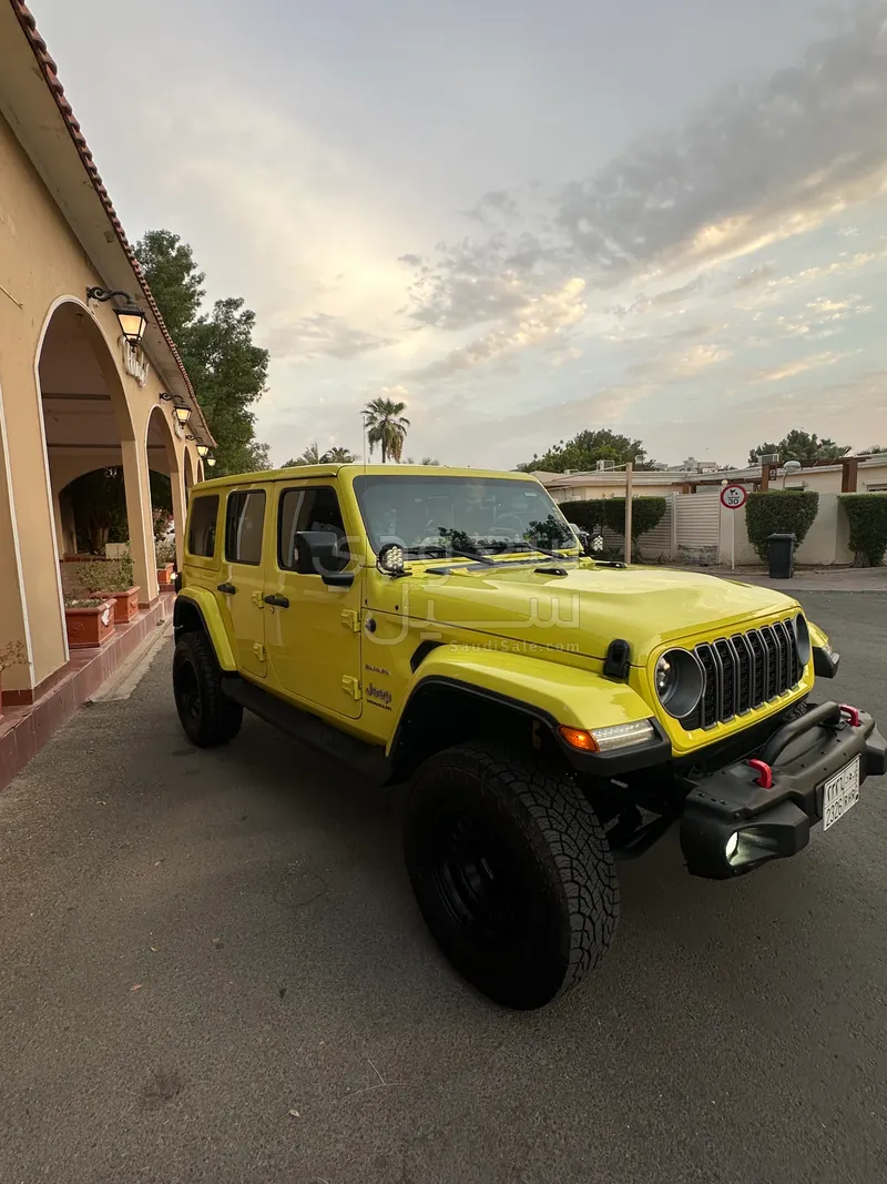 2023 Jeep Wrangler Sahara
