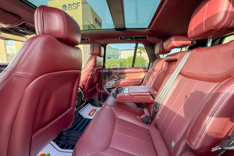 2023 Land Rover Range Rover HSE