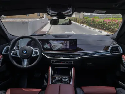 2025 بي ام دبليو الفئة اكس 6 40أي