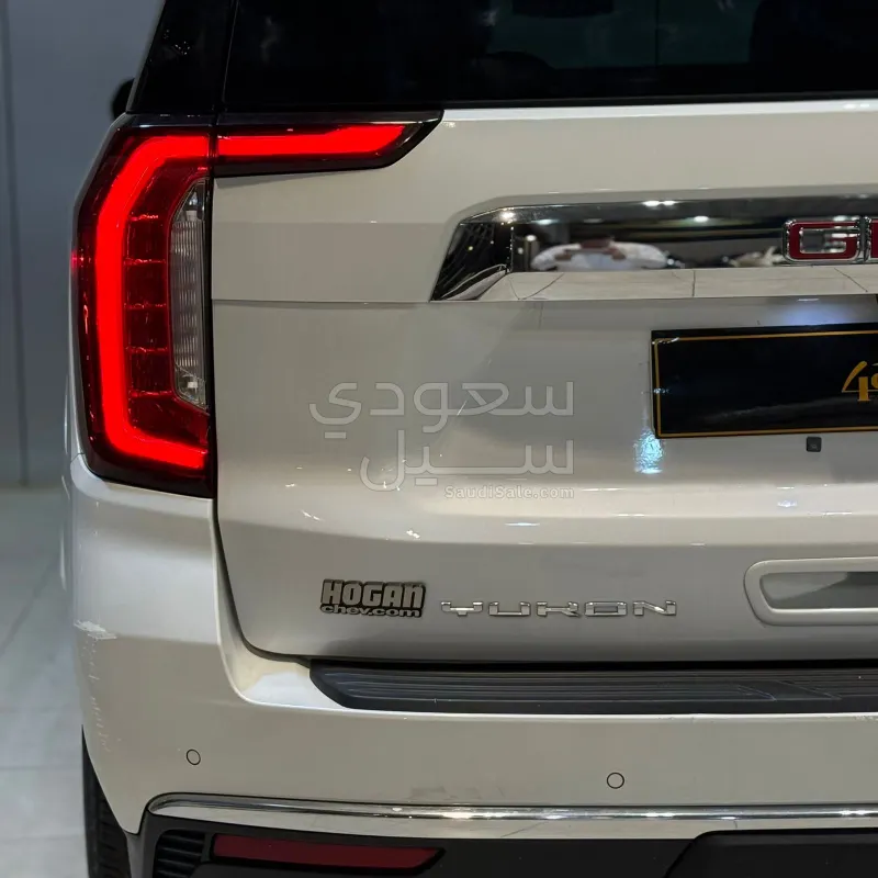 2021 جي ام سي يوكون اس ال تي