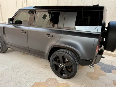 2025 Land Rover Defender carpathian edition
