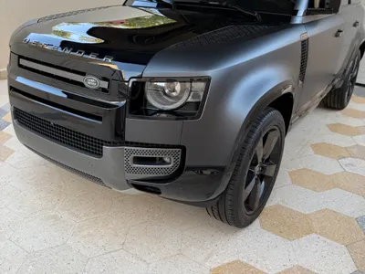 2025 Land Rover Defender carpathian edition