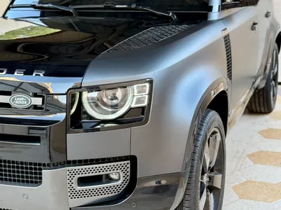 2025 Land Rover Defender carpathian edition