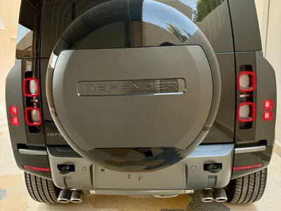 2025 Land Rover Defender carpathian edition