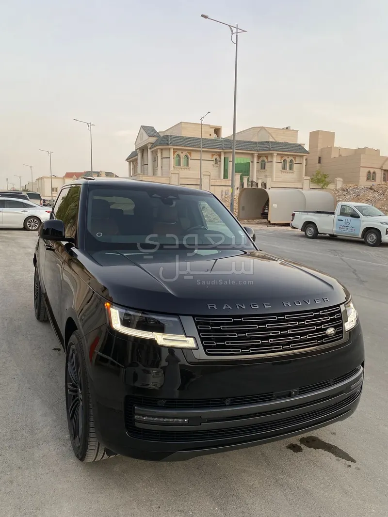 2025 لاند روفر رينج روفر فوج اس اي
