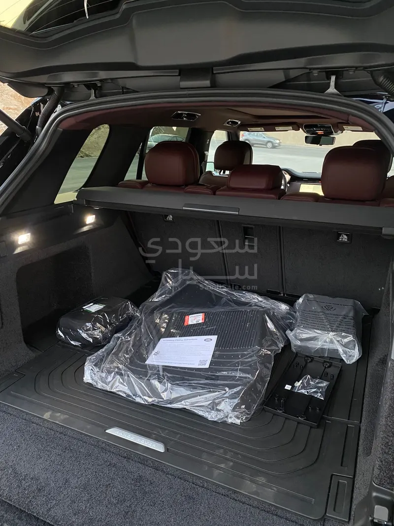 2025 لاند روفر رينج روفر فوج اس اي