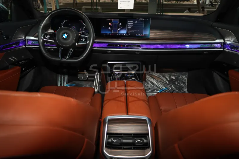 2024 BMW 7 Series 740i