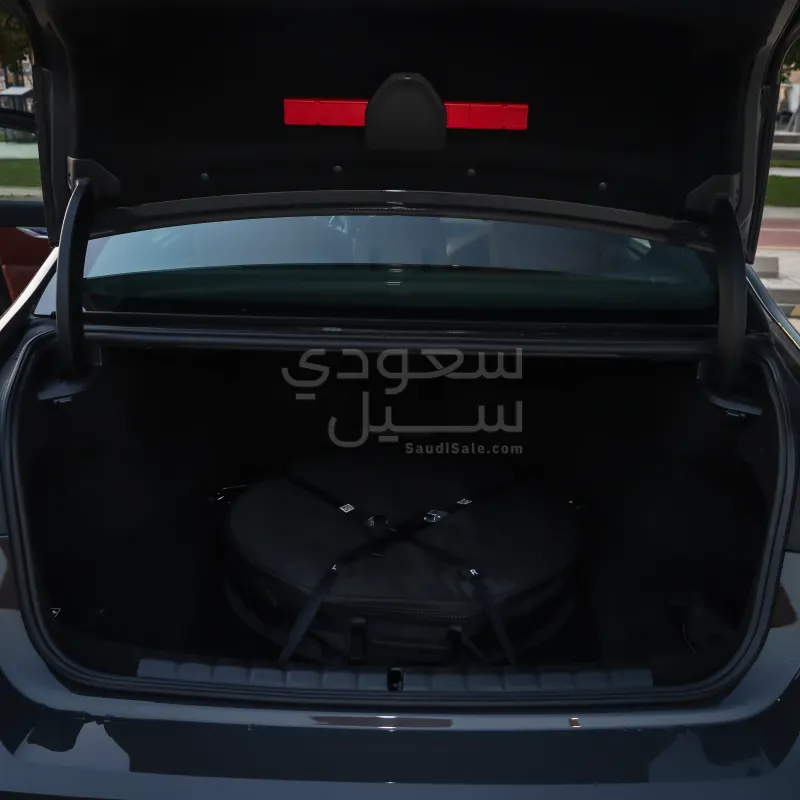 2024 BMW 7 Series 740i