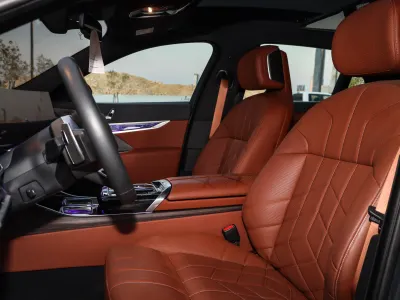 2024 BMW 7 Series 740i
