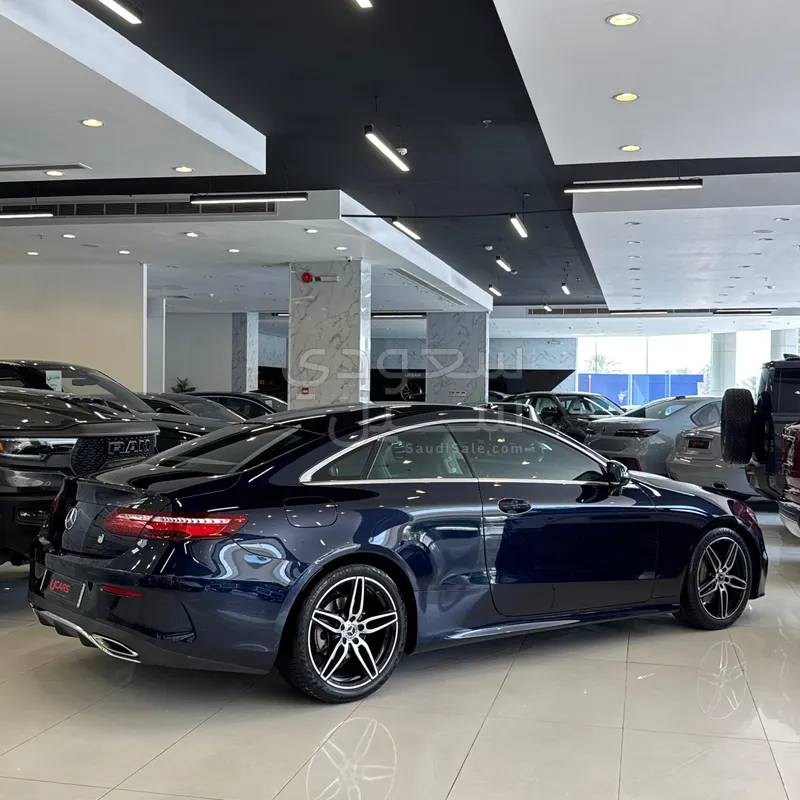 2019 Mercedes-Benz E 200