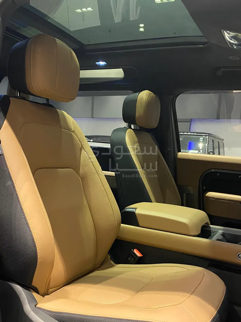 2025 Land Rover Defender X