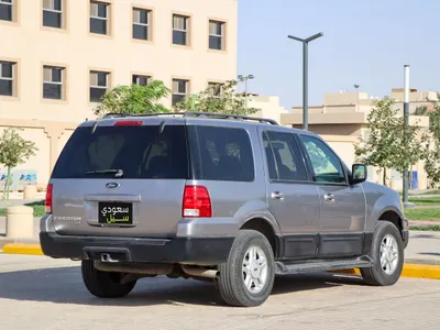 2005 فورد اكسبيديشن اكس ال تي