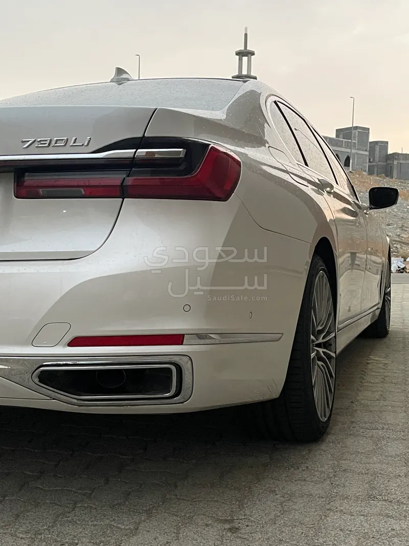 2020 بي ام دبليو الفئة السابعة 730 إل أي