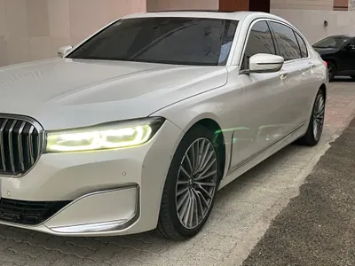 2020 بي ام دبليو الفئة السابعة 730 إل أي