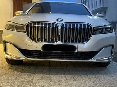 2020 بي ام دبليو الفئة السابعة 730 إل أي