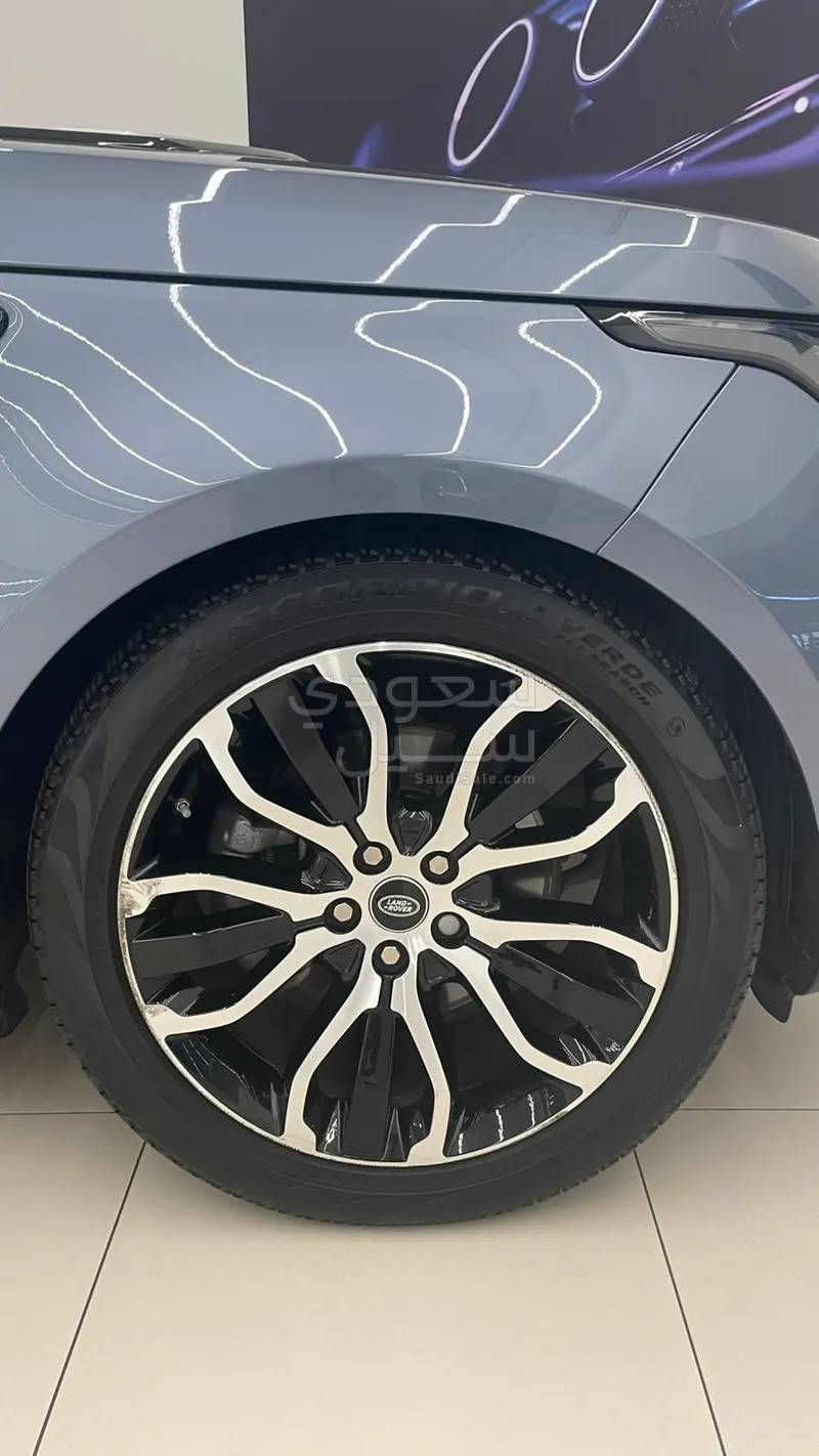 2021 Land Rover Range Rover Sport SE