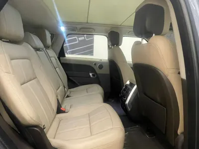 2021 Land Rover Range Rover Sport SE