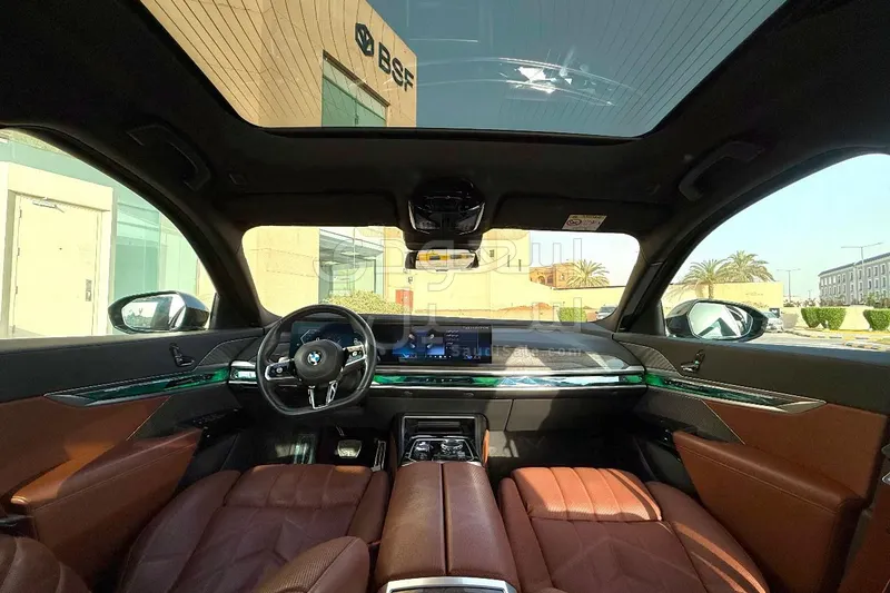 2023 BMW 7 Series 735i